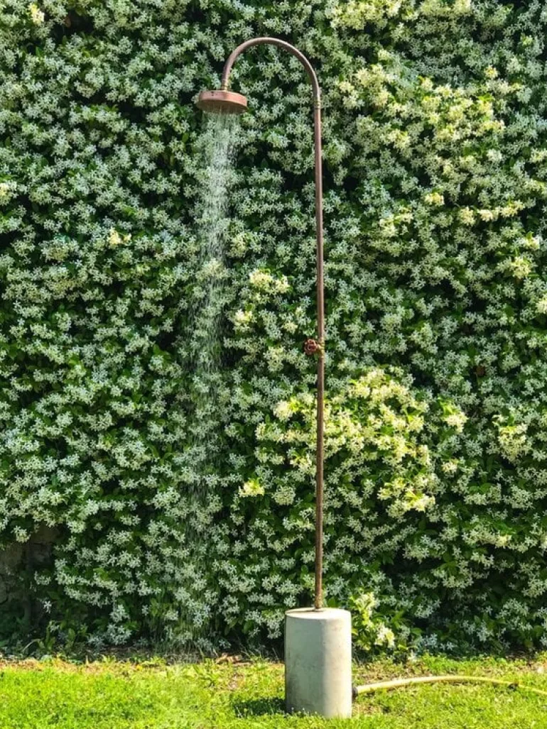 Aquart buitendouche - koper/beton