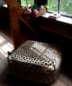 Leopard poef - 1.40.15.004.700.5