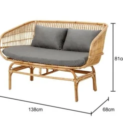 Rotan bank met grijze kussens