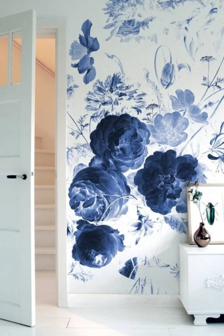 Royal Blue Flowers I bloemen behang