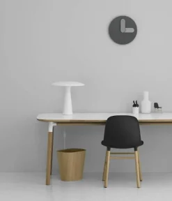 Shelter tafellamp wit