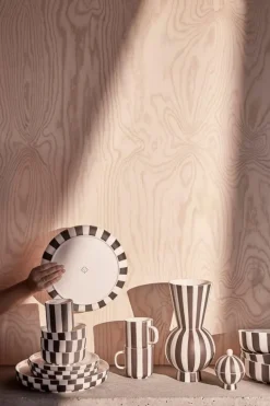 Toppu vaas rond wit/zwart - L301173