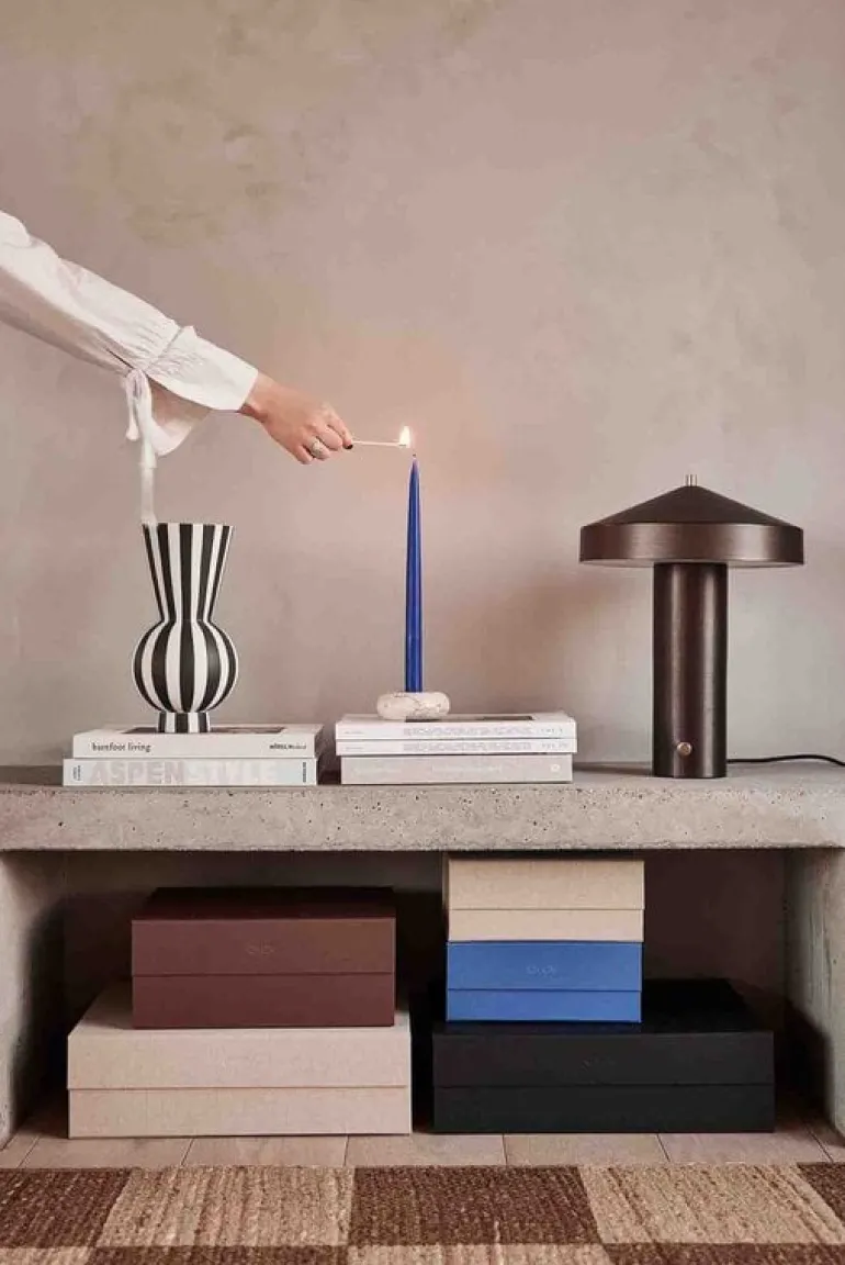 Toppu vaas rond wit/zwart - L301173