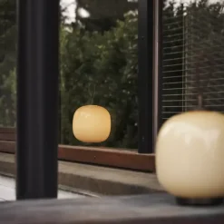 VL 45 radiohus portable lamp brass/glossy pale yellow glass - 5744171737